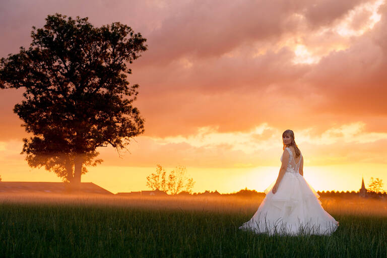 049 Sunset Wedding Picture