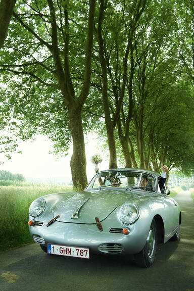 019 Trouwfoto Met Oldtimer Porsche