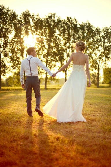 038 Sunset Wedding Picture